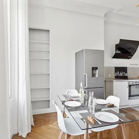 Stunning Haussmannien In By Guestready Appartement *